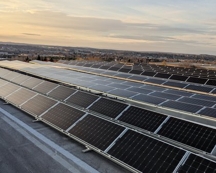 Supports montés sur toit à inclinaison variable